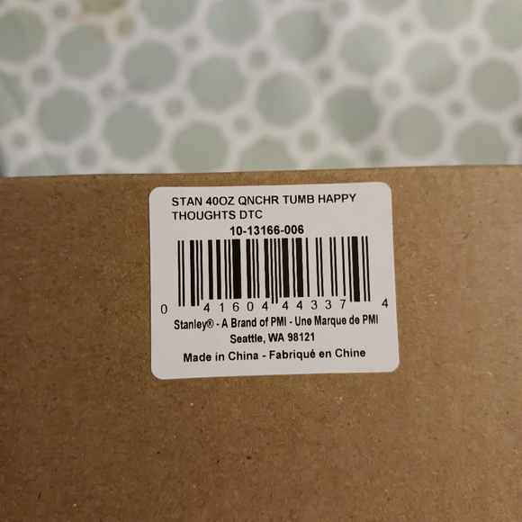 Stanley x LoveShackFancy 40oz Quencher - Picture 6 of 7